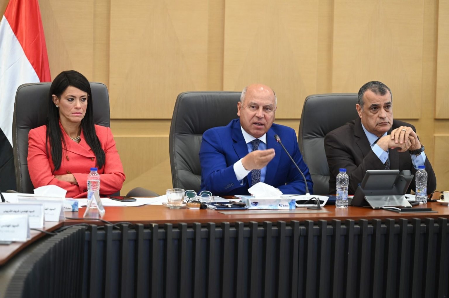 كامل الوزير: مصر تشهد طفرة كبيرة في إنتاج الأتوبيسات المسيرة بالوقود التقليدي والكهرباء.. والشركات المصرية تلبي احتياجات السوق المحلي وتصدر للأسواق الأوروبية