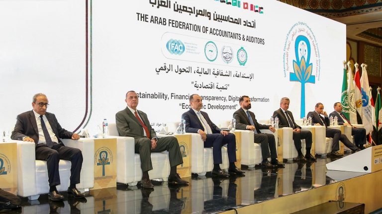 وزير قطاع الأعمال العام : تعزيز الحوكمة والإفصاح في الشركات التابعة.. والتحول الرقمي وتطبيق نظام “ERP” يحقق نقلة نوعية في الإدارة المالية والمحاسبية