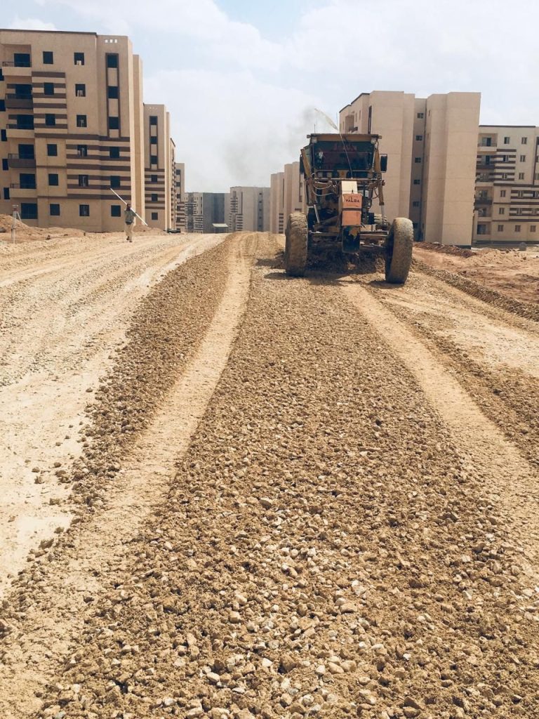 وزير الإسكان يتابع الموقف التنفيذي لعددٍ من المشروعات بمدينة حدائق العاصمة ويعلن عن تنفيذ موقف إقليمي جديد للسيارات والمرحلة الخامسة بـ”سكن لكل المصريين”