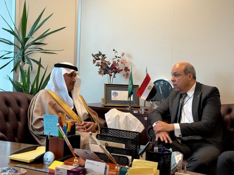 مصر والسعودية تبحثان سبل تعزيز التعاون في مجال الطيران المدني ودعم التنسيق داخل الإيكاو