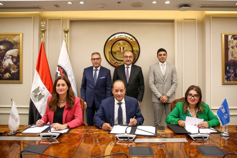 بتكلفته استثمارية 39 مليون دولار.. توقيع عقد تمويل إنشاء أول مصنع لإنتاج أقراص وحبيبات الكلور في مصر وأفريقيا والشرق الأوسط