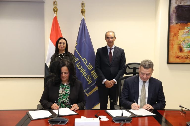 بروتوكول بين “إيتيدا” و “DXC العالمية” لتدريب ذوي الاضطرابات العصبية المتنوعة للعمل بالاتصالات وتكنولوجيا المعلومات