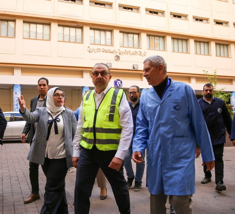 وزير قطاع الأعمال: شركة القاهرة للأدوية لديها 25 خط إنتاج متكامل وحققت نموًا في الأرباح 93.2% بالربع الأول