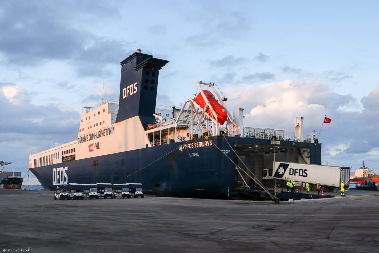 تعرف على مميزات الخط الملاحي ” الرورو ” لنقل المنتجات المصرية إلى إيطاليا ومنها إلى أوروبا والعكس