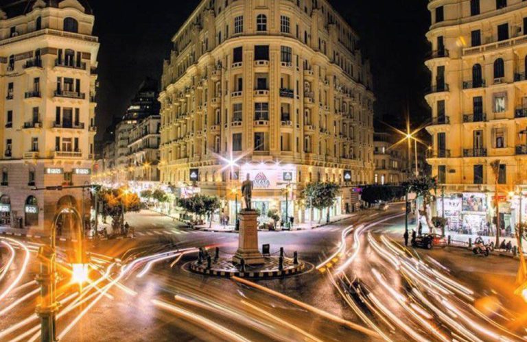 وزير العمل: الأربعاء المقبل إجازة مدفوعة الأجر للعاملين بالقطاع الخاص بمناسبة عيد الميلاد المجيد