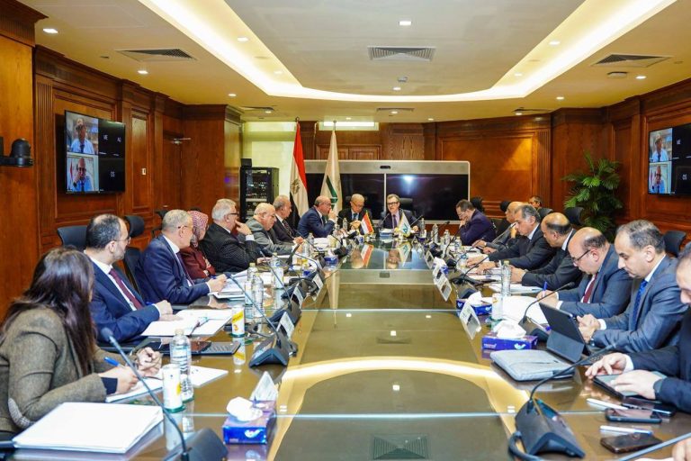 كيف تخطط مصر لإعادة هيكلة بنك الاستثمار القومي وتعظيم دوره كذراع تنموي واستثماري للحكومة؟