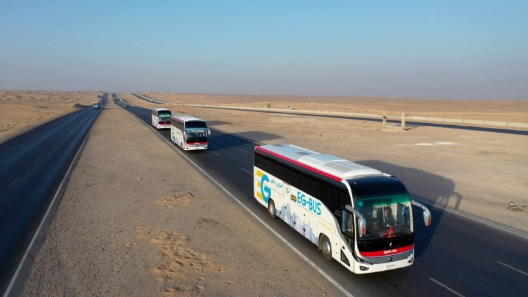 التعاقد على توريد عدد 529 أتوبيسًا وميني باص جديد لشركات نقل الركاب التابعة للشركة القابضة