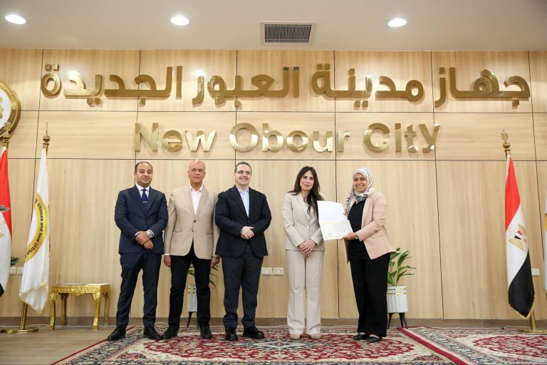 وزيرة الإسكان: استقبال 122 ألف طلب لتوفيق أوضاع الأراضي المضافة بإجمالي مساحات تقترب من 102 ألف فدان بعدد 6 مدن جديدة