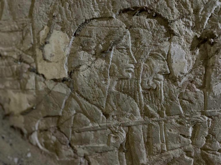 اكتشاف أثري جديد بسقارة .. البعثة الأثرية المصرية تكشف عن ثلاث مقابر صخرية من عصر الدولة الحديثة بجبانة البوباسطيون