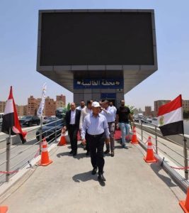وزير النقل يجري جولة تفقدية موسعة لمتابعة جاهزية المرحلة الثانية من مشروع الأتوبيس الترددي السريع BRT