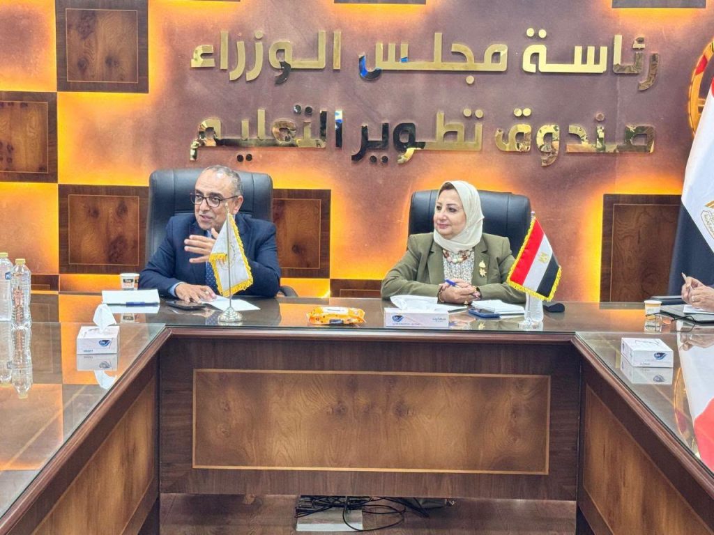 مصر .. «تطوير التعليم بالوزراء» ينظم مائدة مستديرة لبحث تحديات العمل الحر وريادة الأعمال