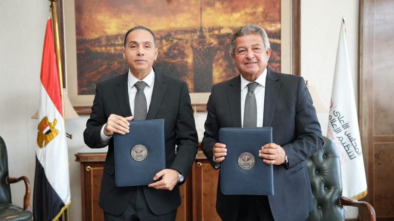 “الرقابة المالية” تتعاون مع “الأعلى للإعلام” لتعزيز الرقابة على التطبيقات والمنصات الرقمية المرتبطة بالأسواق المالية غير المصرفية