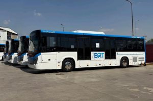تسليم 20 أتوبيس كهربائي لوزارة النقل لدعم منظومة الـ BRT ضمن مشروع “إدارة تلوث الهواء وتغير المناخ بالقاهرة الكبرى”