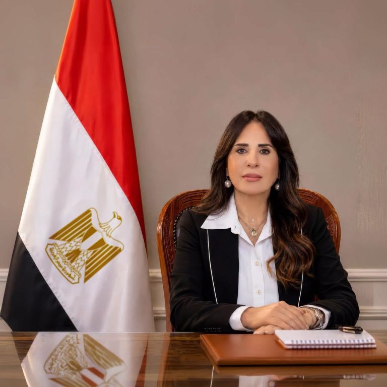 وزيرة الإسكان تتابع موقف مشروع خط انحدار الصرف الصحي من القاهرة الجديدة والتوسعات بطريق السويس إلى الجبل الأصفر المهندسة راندة المنشاوي، وزيرة الإسكان